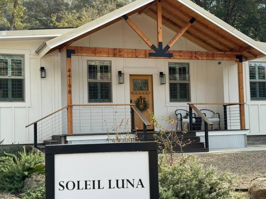 Soleil Luna 2 Miles From Sequoia Park Entrance Three Rivers Exteriér fotografie